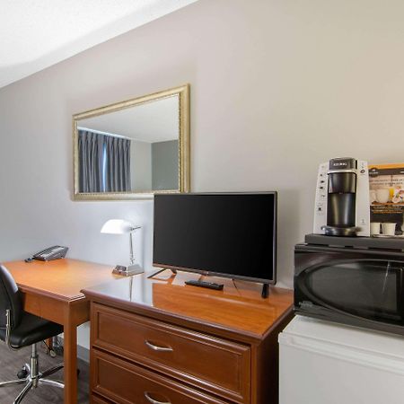 Econo Lodge Regina Dış mekan fotoğraf