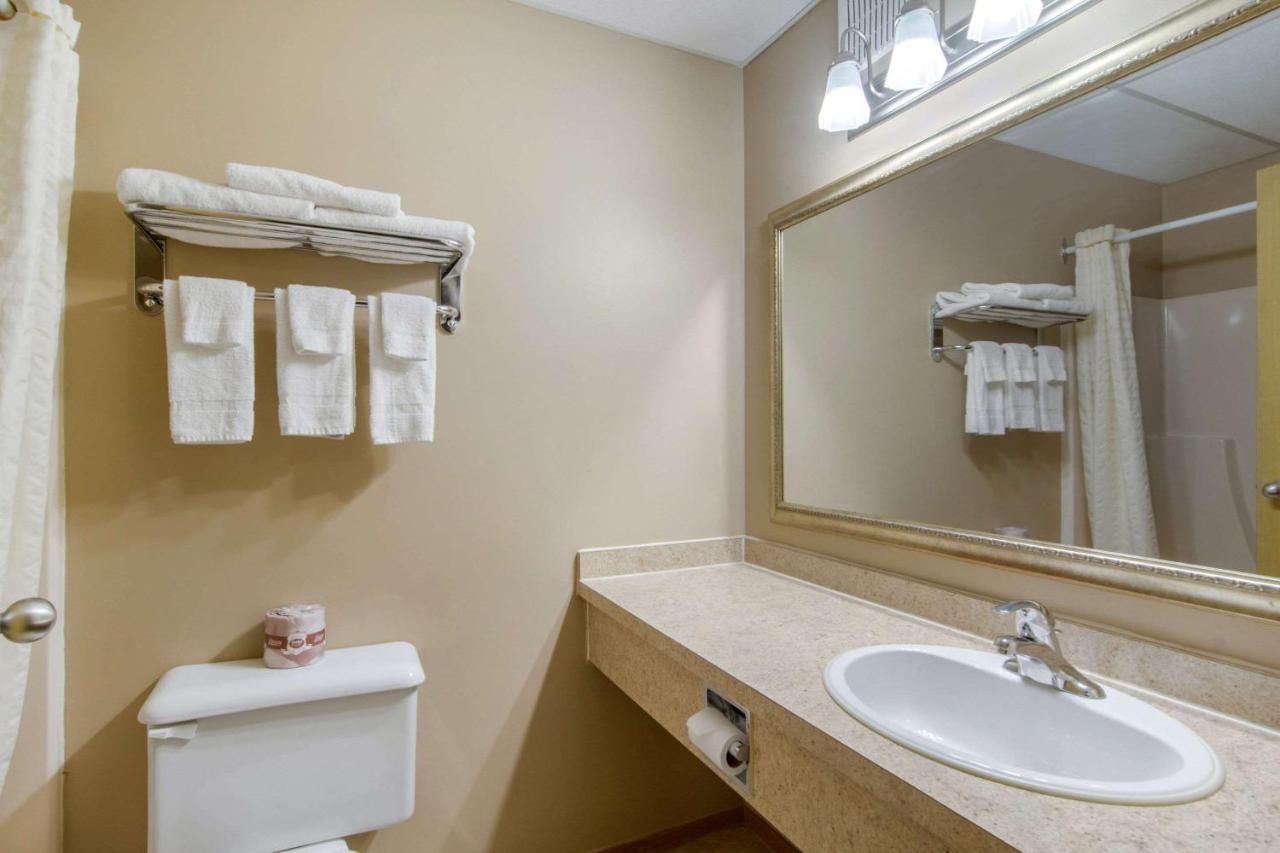 Econo Lodge Regina Dış mekan fotoğraf
