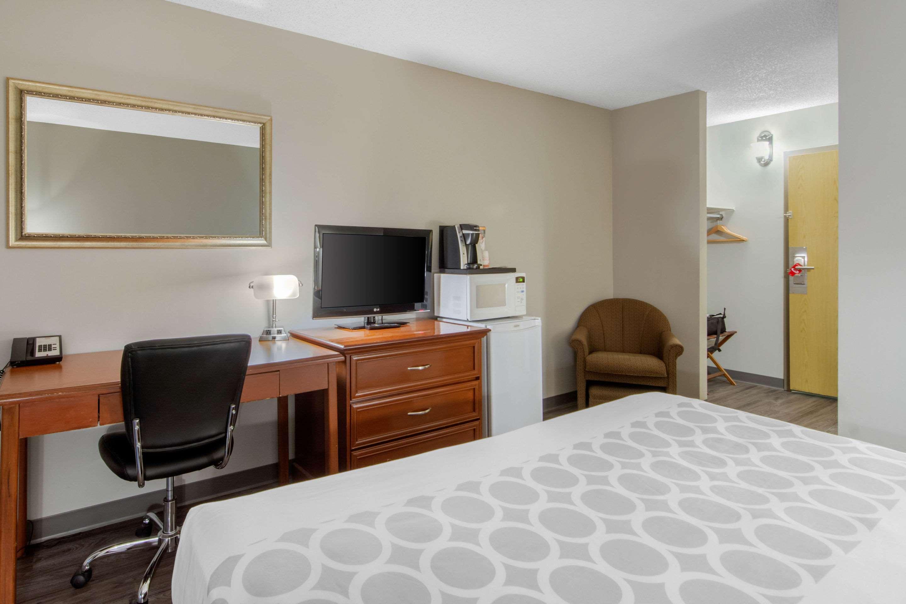 Econo Lodge Regina Dış mekan fotoğraf