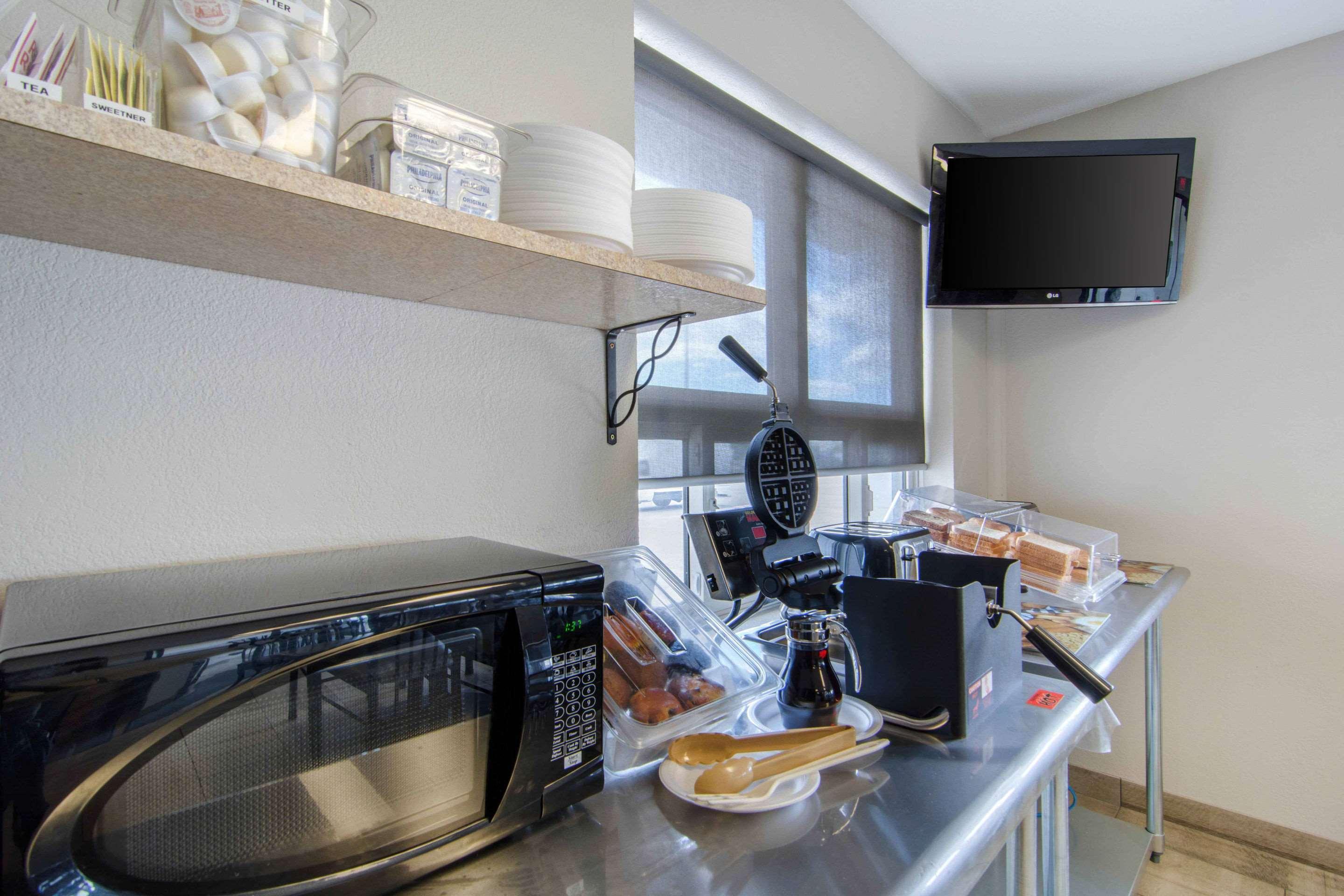 Econo Lodge Regina Dış mekan fotoğraf