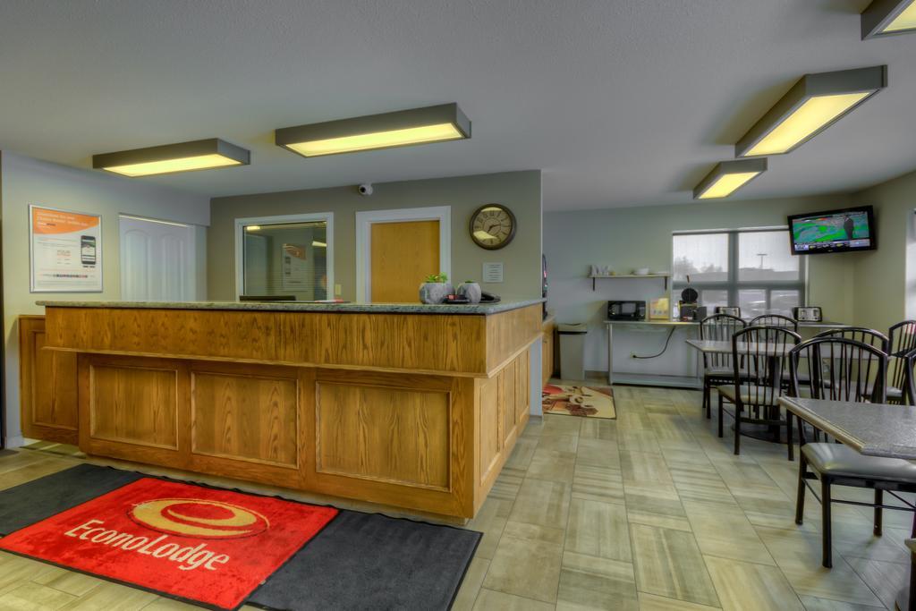 Econo Lodge Regina Dış mekan fotoğraf